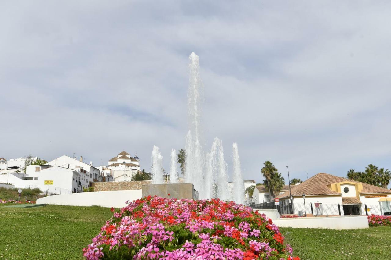 Cubo'S Finca La Rosa Del Zangano Alhaurín el Grande Eksteriør billede